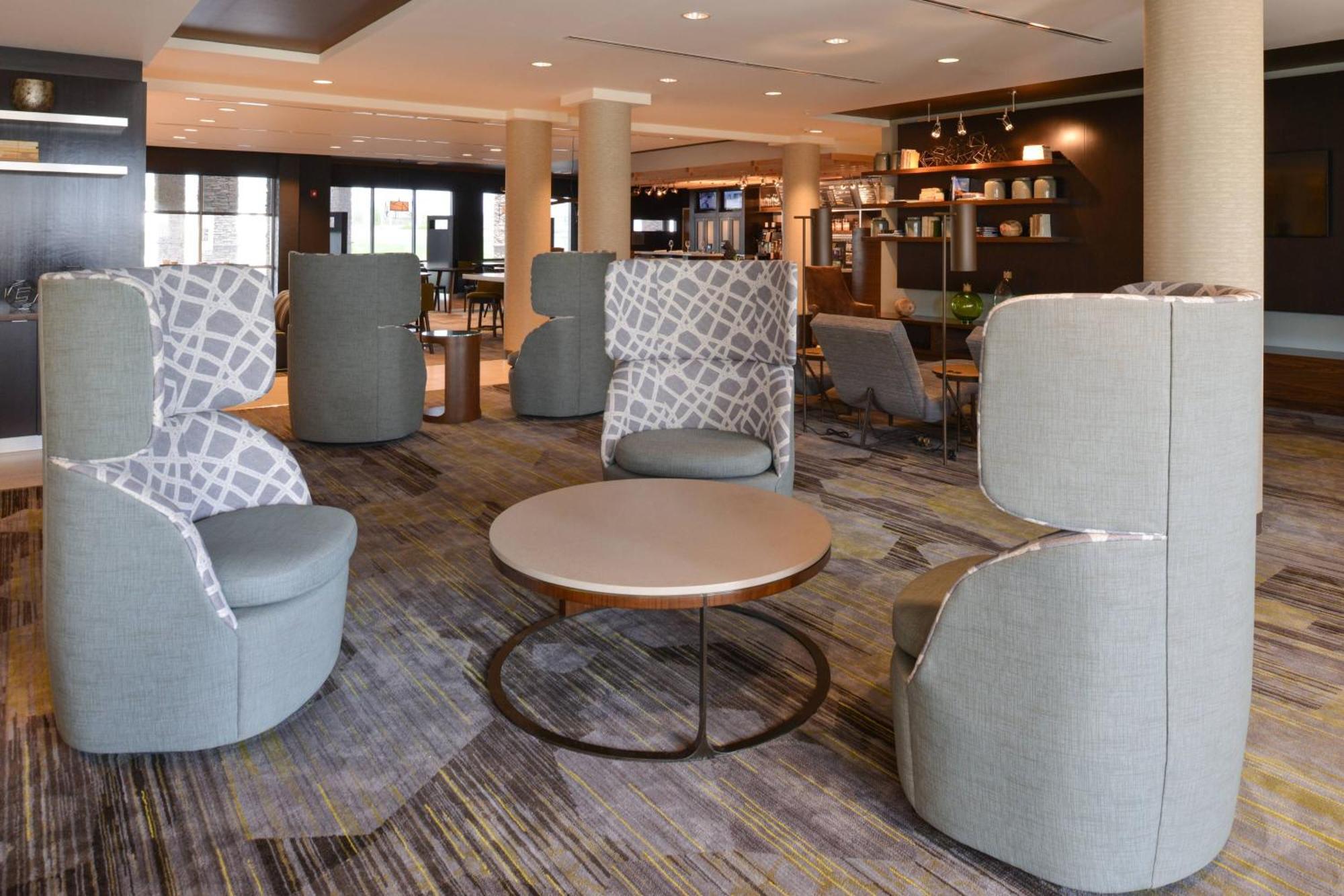 Courtyard By Marriott St. Louis St. Peters Hotel Saint Peters Exterior photo